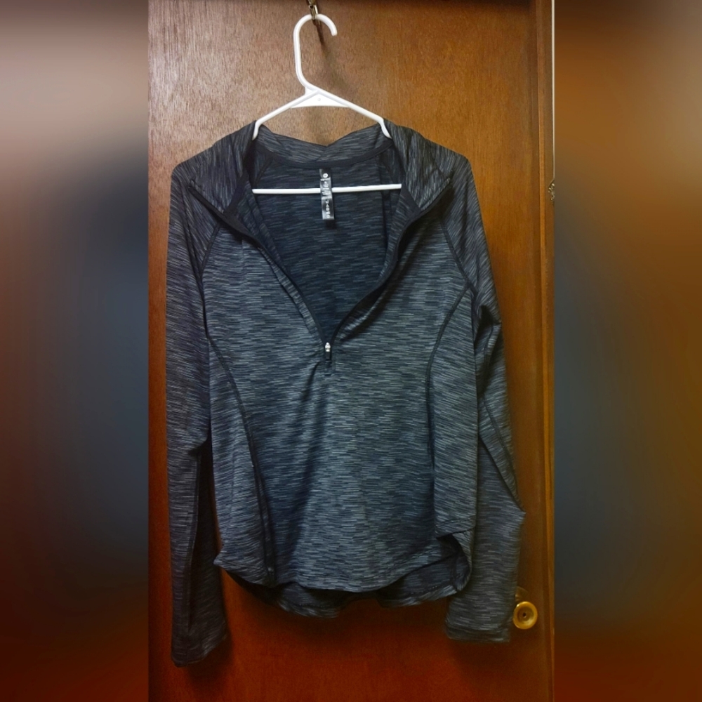 Women's sports shirt
